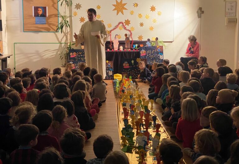 Célébration de l’Avent avec les maternelles