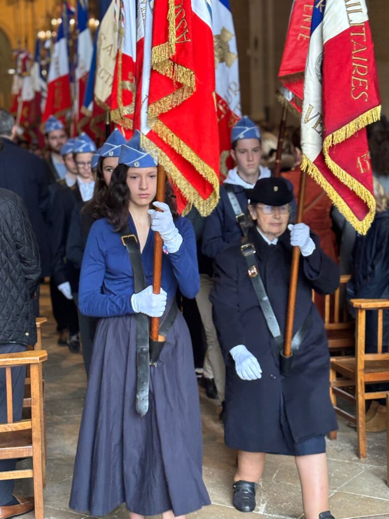 Notre classe défense à la cérémonie du 11 novembre