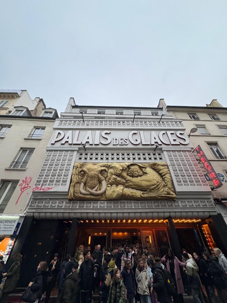 « A Christmas Carol » de Charles Dickens au Palais des glaces