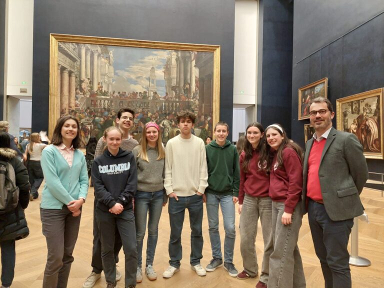 Les statues grecques au Musée du Louvre