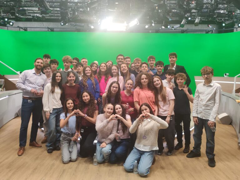 La classe Gym sur le plateau de l&rsquo;émission sport STADE 2