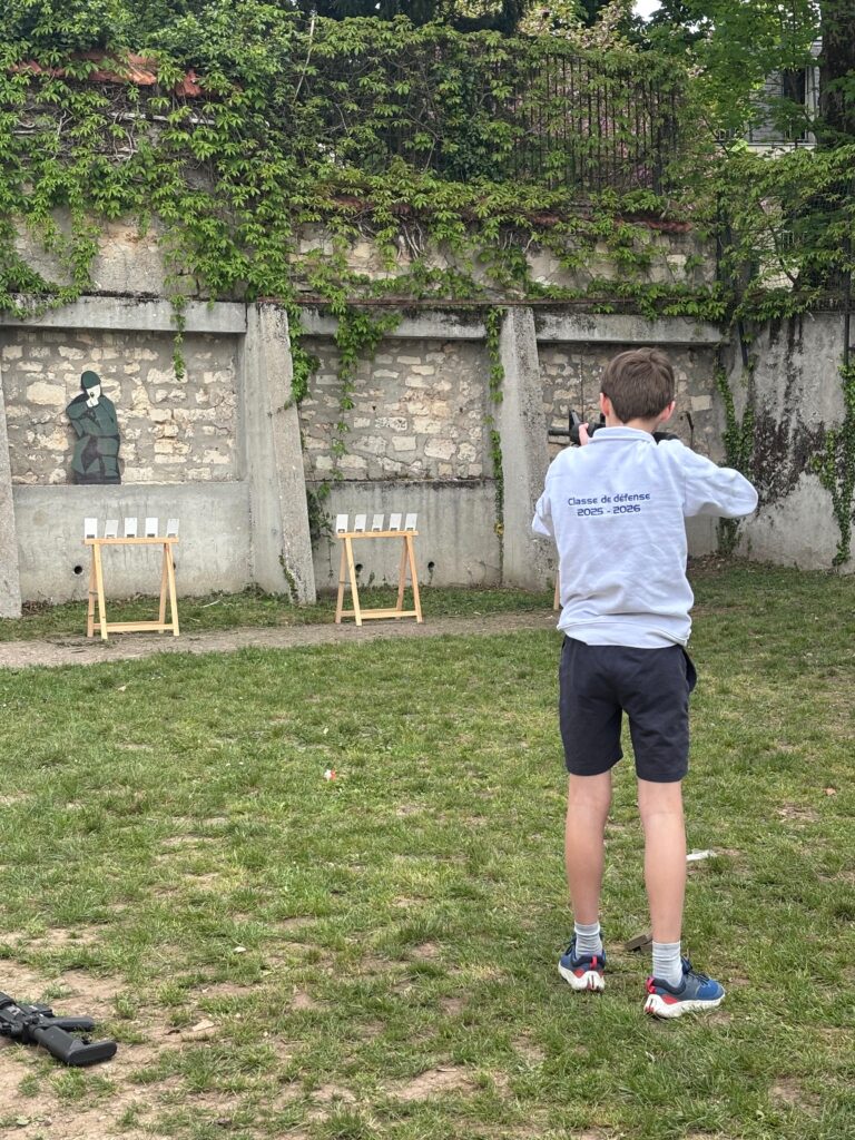 Entraînement au tir Airsoft pour la classe défense
